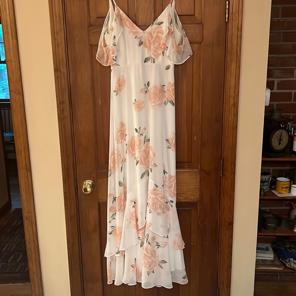 Lulu’s Take You There Floral Bridesmaid Dress - Picture 3 of 7